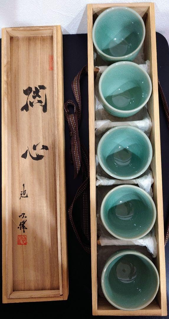 Amazon.co.jp: 池順鐸 湯呑5客 木箱付 : Home & Kitchen