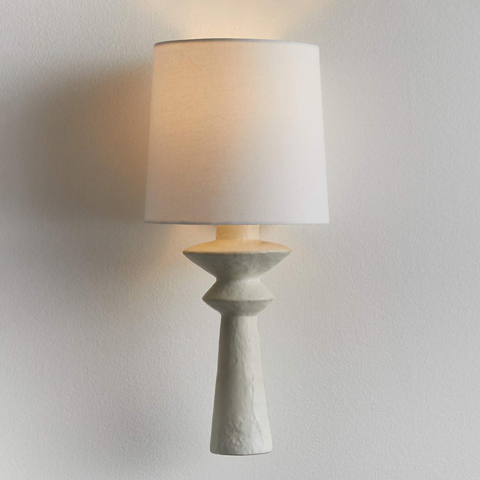 SXWNBIFH Vintage Cloth Wall Sconce Fixture 1-Light with Linen Fabric Shade, Mid-Century Hardwired Wall Light for Living Room Bedroom Bedside Nightstand Light Wood Wall Lamp(White)