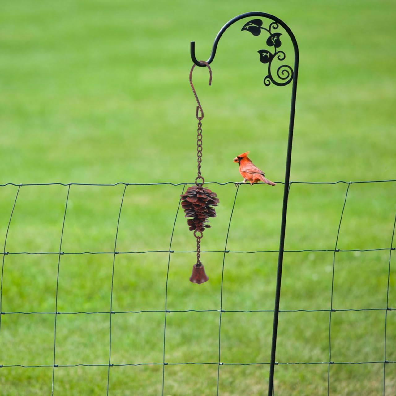 PRETYZOOM Pine Cone Wind Chime Ornaments Unique Hanging Fall Decor for Holiday Tree Garden Porch Lawn Creative Pine Cone Design for Christmas Easter Home Decoration