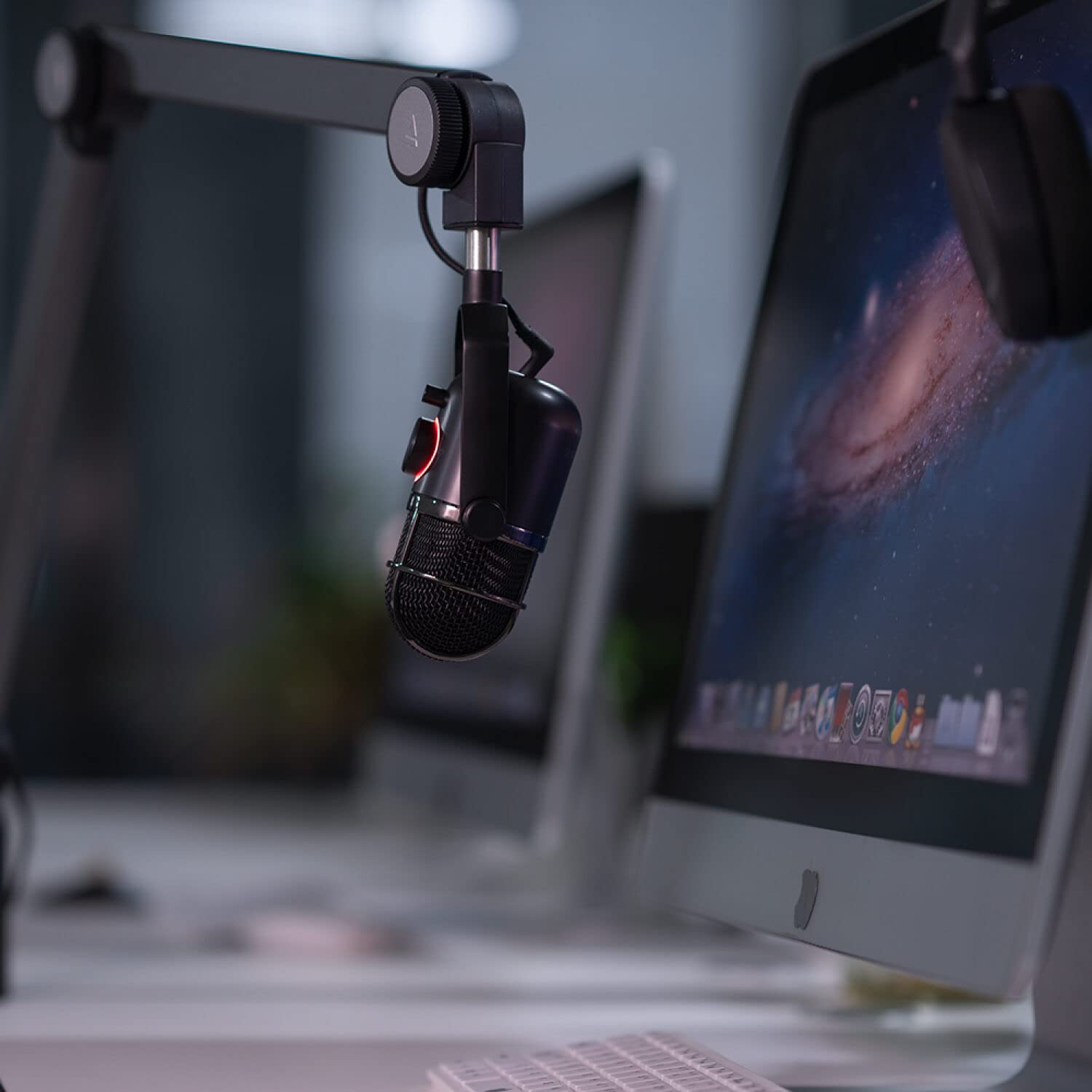 Amazon.com: Thronmax S1 Caster Clamp-On Boom Stand with Integrated