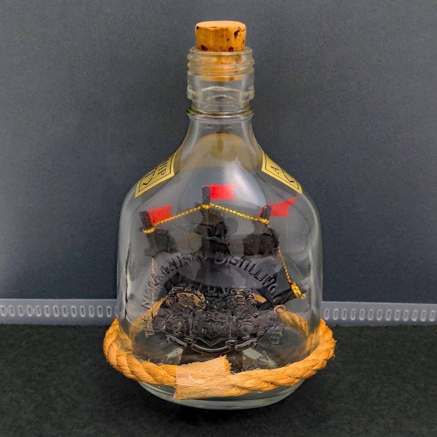 【シップボトル】ウイスキー Amazon.co.jp: メルシャン ウイスキー シップボトル 8年 軽井沢