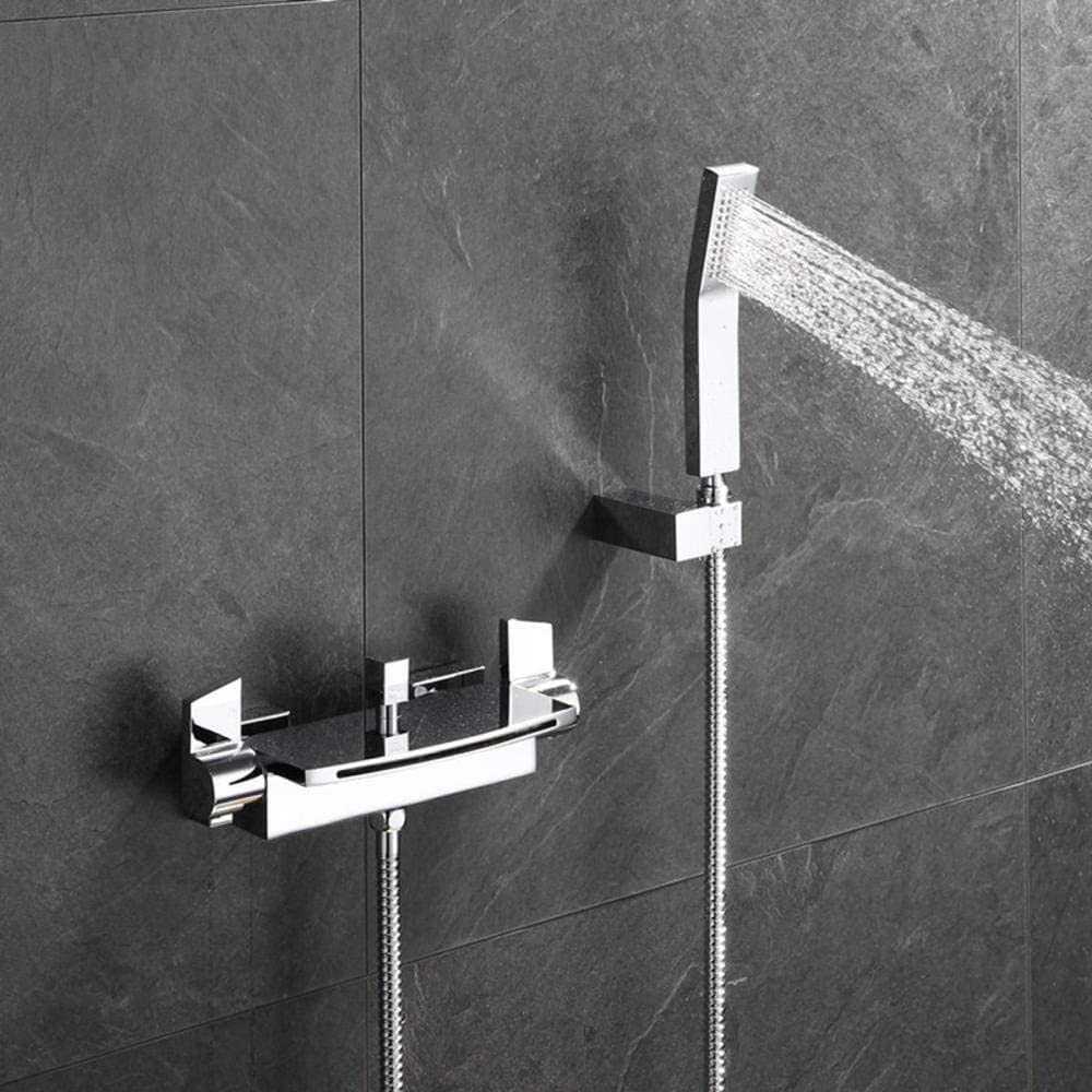 Mitigeur de douche mural avec pommeau et tuyau pour optimiser le confort du quotidien