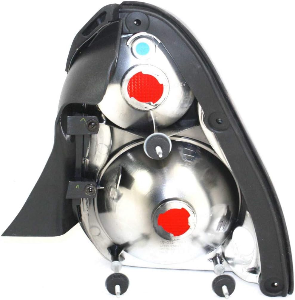 CarLights360 For 2000-2005 Chevy Monte Carlo Tail Light Driver and Passenger Side Bulbs Included GM2800180, GM2801180 | 10326670, 10326669 combination lamp