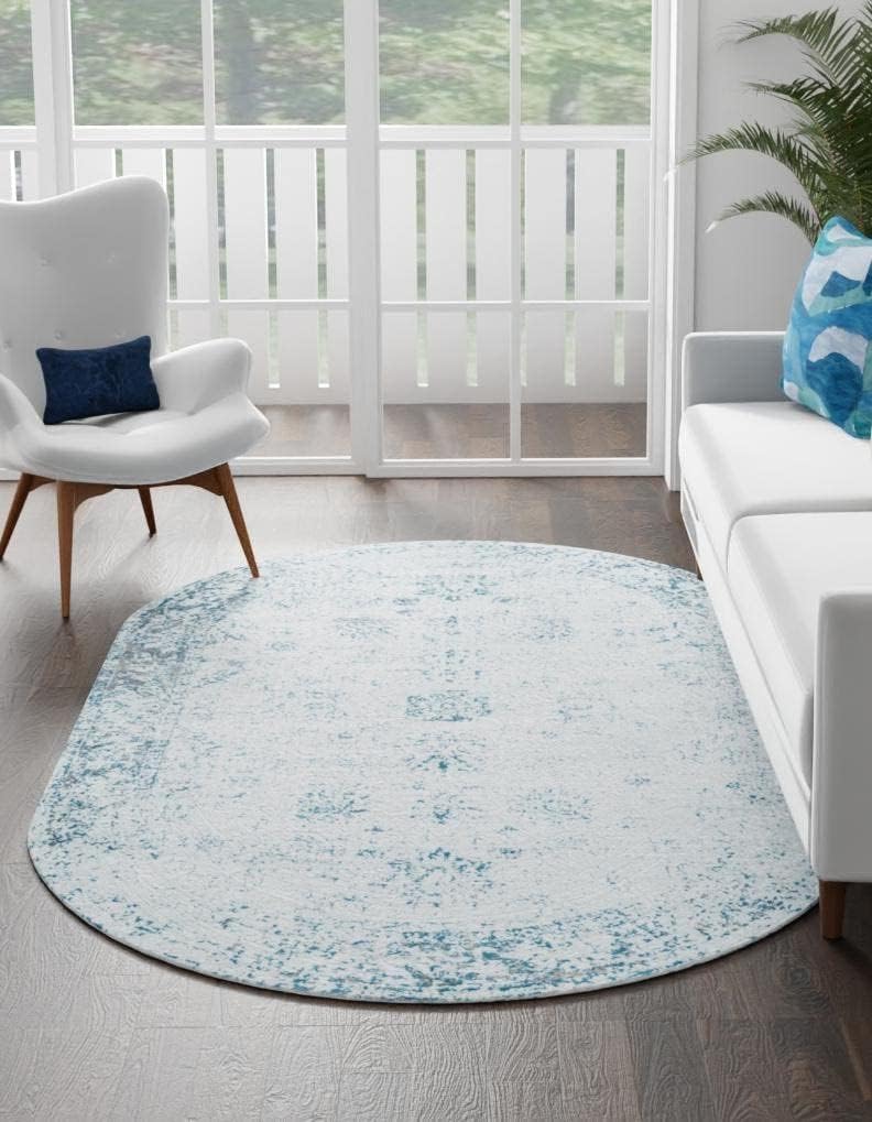 Unique Loom Sofia Collection Area Rug - Casino (5' 3" x 8' Oval, Light Blue/ Ivory)