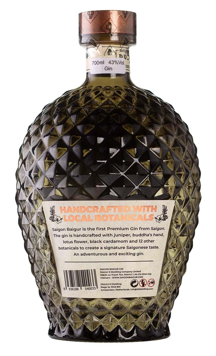 Saigon Baigur Premium Dry Gin (70cl, 43% Vol) Einzigartige Mischung aus 12 Vietnamesischen Botanicals, Erster Premium Dry Gin aus Ho-Chi-Minh-Stadt, Hergestellt in Einem Traditionellen Kupferkessel