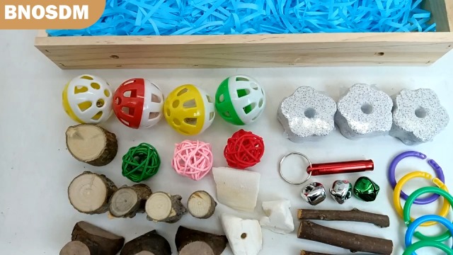 BNOSDM Bird Foraging Toys Box Colorful Parrot Foraging and Shredding Toy Boxes Natural Bird Toy Wooden Birds Chewing Toys for Parakeet, Conure, Cockatiel, Budgies, Lovebirds (Large) - image 8
