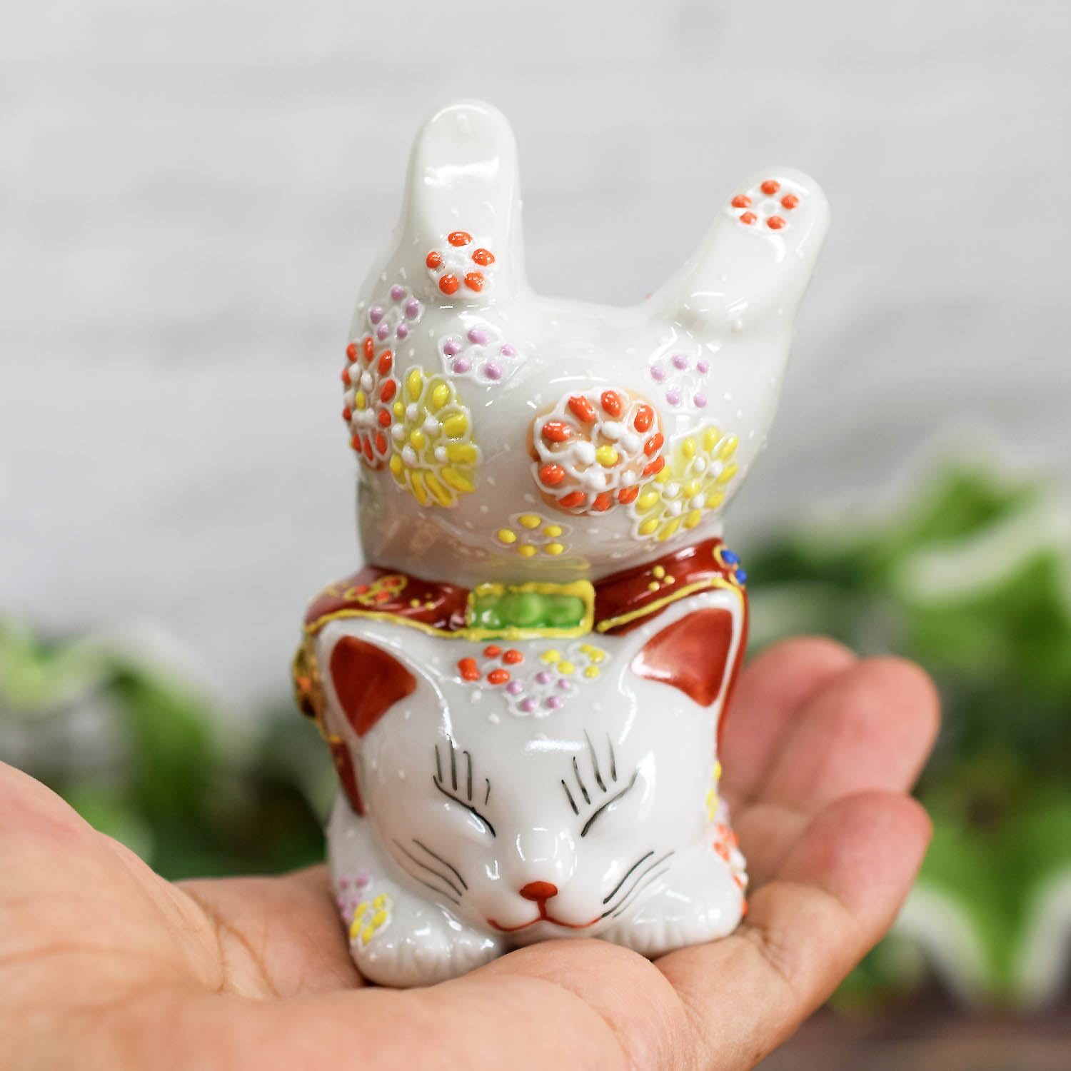 Amazon.co.jp: 和座の蔵 おしゃれ 置物 九谷焼 逆立ち 招き猫 花