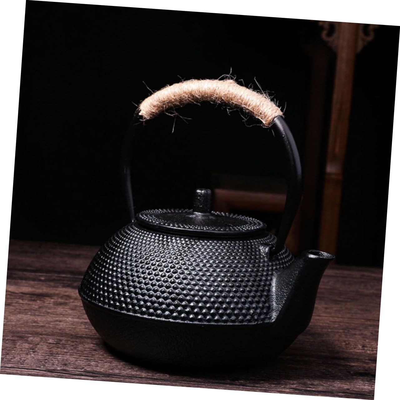DOITOOL Tetera de Hierro Japonesa Pequeña de 900ml, Ligera y Fácil de Limpiar, Estilo Retro Vintage para Oficinas y Salas de Té