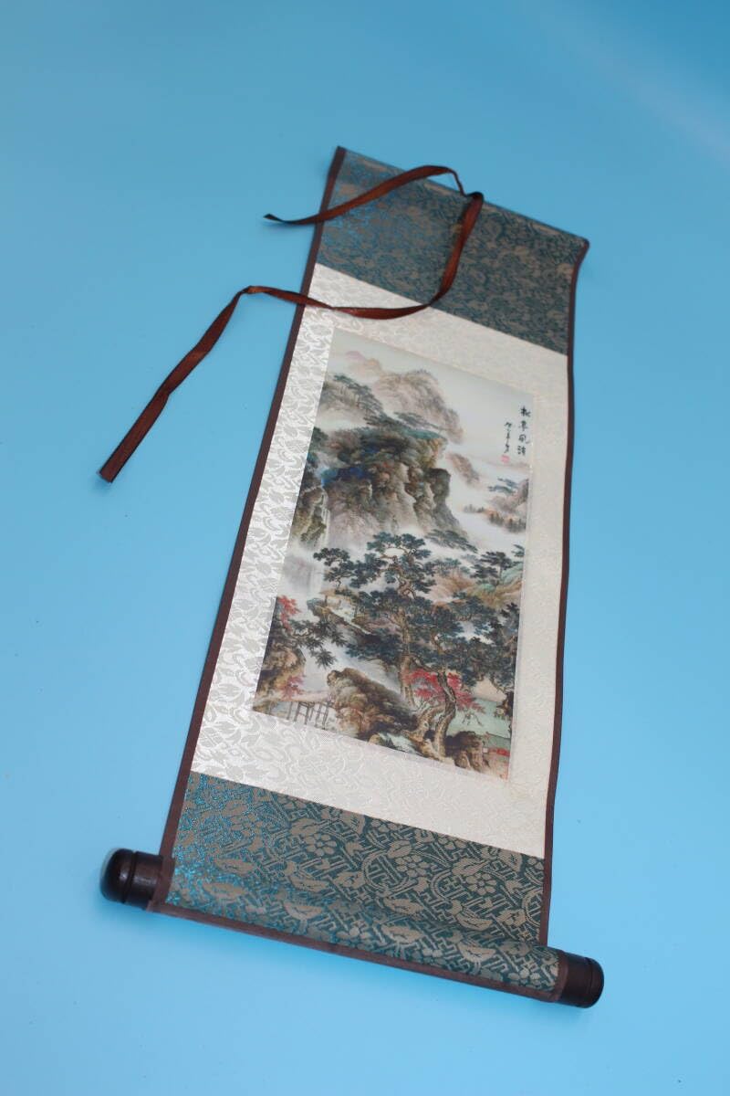 Amazon.co.jp: 掛け軸 中国画「松亭風清」山水画 中国美術 唐物 掛軸