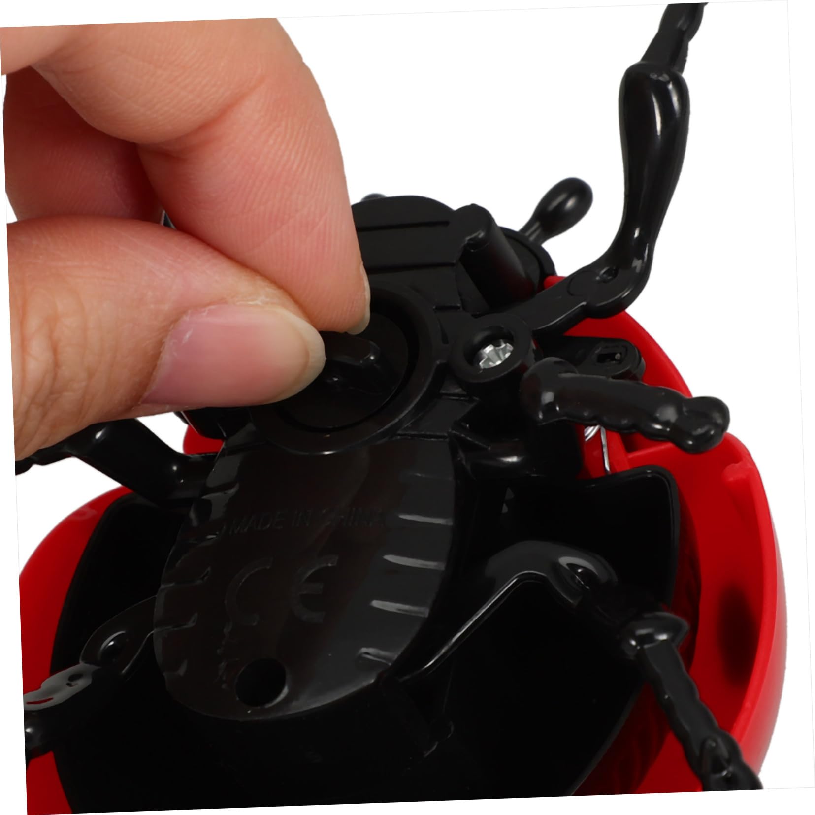 minkissy 2 Giocattoli Educativi da Carica Forma Coccinella Rosso e Verde Realistico e Sicurezza per Stimola Coordinazione e Prescolare