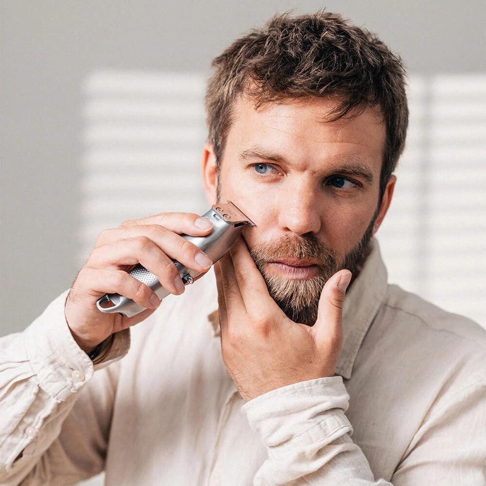 Brooklyn Soap Company - Brooklyn Blade Barttrimmer USB-C mit Zusatz-Aufsätzen - Profi Bartschneider für Herren - Edelstahl Trimmer mit 9 Aufsätzen - Elektrischer Bart Rasierer für alle Bartlängen