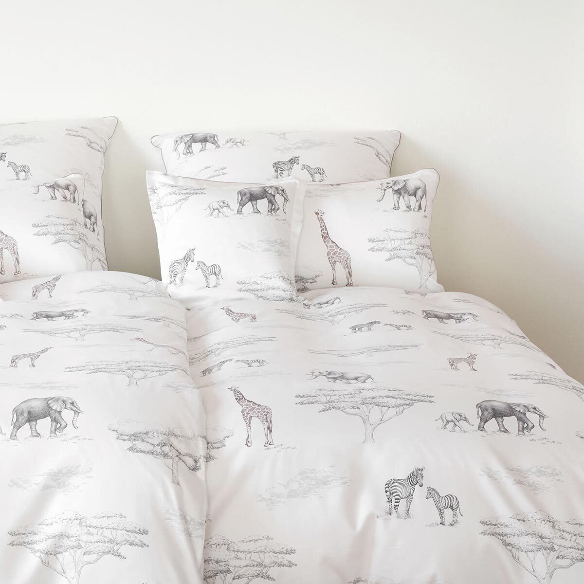 Mako-Satin Bettwäsche Mit Pfoten-Muster - Schwarz-Beige Garnitur 135x200+80x80