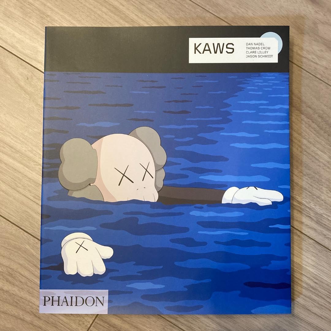 KAWSアートブック Amazon.co.jp: KAWS アートブック : 文房具・オフィス用品