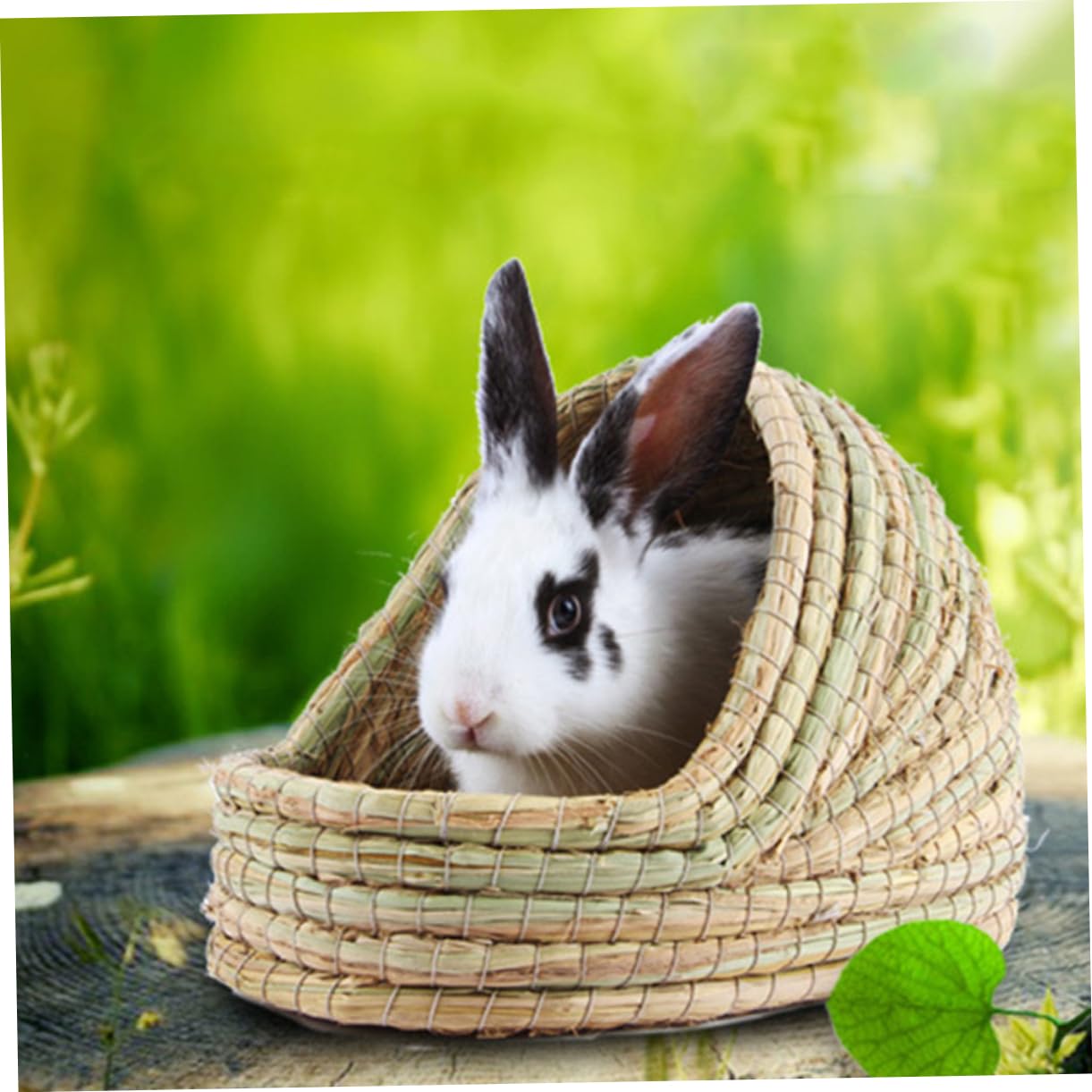 Gewebtes Hühnerschlafnest aus Stroh Gemütliches und Sicheres Kaninchen und Meerschweinchennest für Bauernhof und Garten Halboffenes Schlafhaus