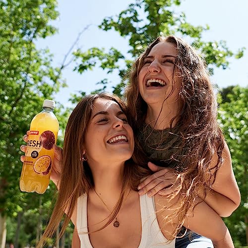 granini FRESH Maracuja (6 x 0,75l), Maracuja-Erfrischungsgetränk, mit Kohlensäure, echte Früchte, wenig Kalorien, ohne Süßungsmittel, vegan (Packung mit 2)