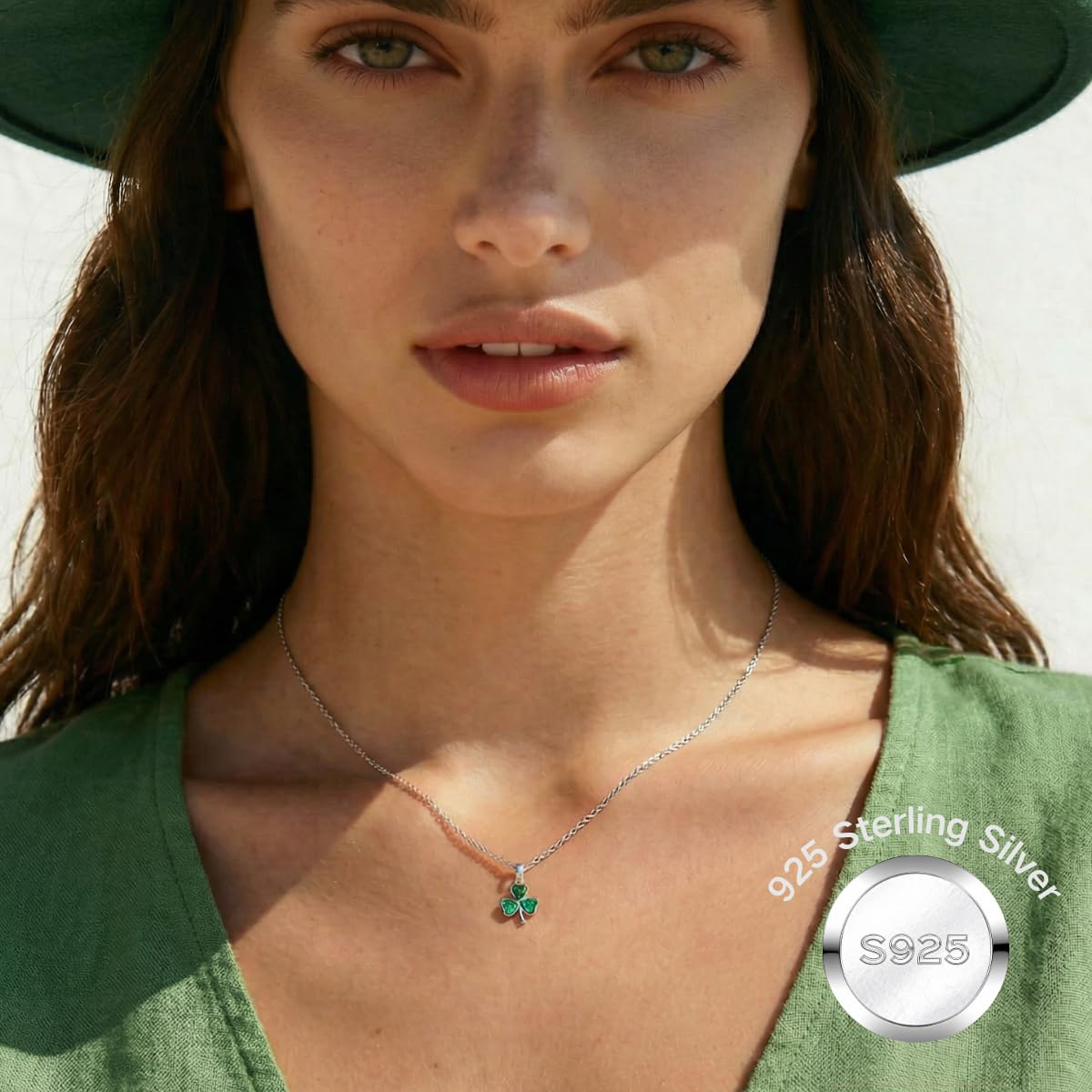 SLUYNZ Collana girocollo in argento Sterling 925 con trifoglio irlandese verde, per donne e adolescenti, collana con ciondolo a forma di quadrifoglio per San Patrizio
