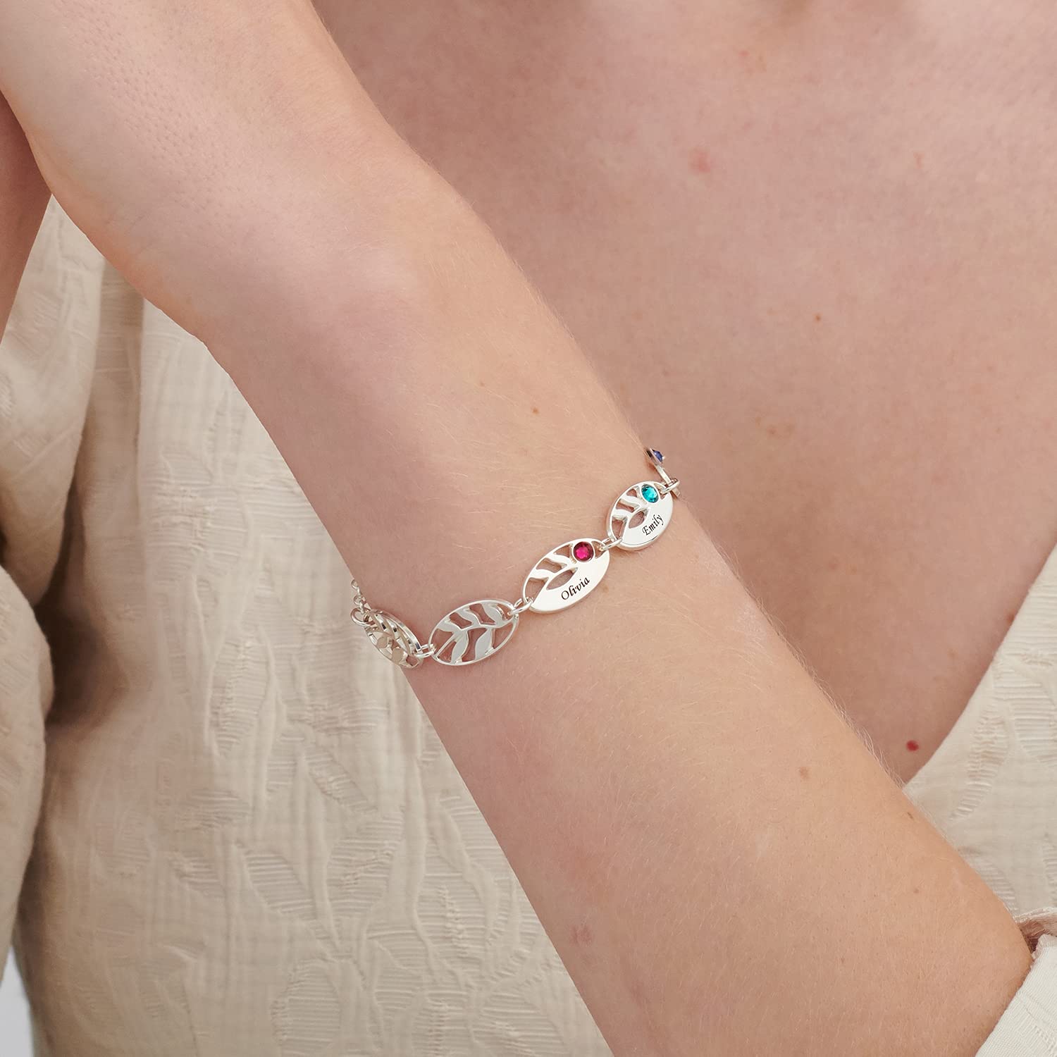 MyNameNecklace MYKA - Pulsera Hoja de Mamá Personalizada - Joyería para Mamá, Abuela - Pulsera con nombres, piedras, letras - Regalos para Día de la madre, Navidad, Cumpleaños