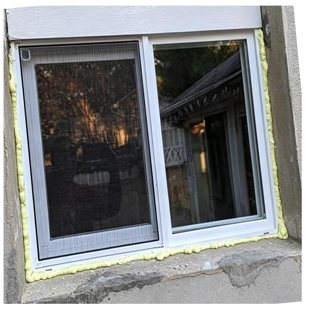 Fenêtre pour salle de bain basse en alu blanc pour ventiler son sous-sol