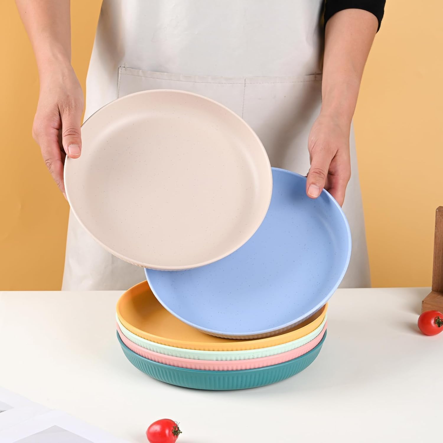 Wiederverwendbar Kunststoff Teller Set mit 8 Stück 23cm, BPA-Frei Mikrowellenfest & Spülmaschinenfest Essteller, Picknickteller | Unzerbrechliches Speiseteller für Salat Pasta Party Zuhause