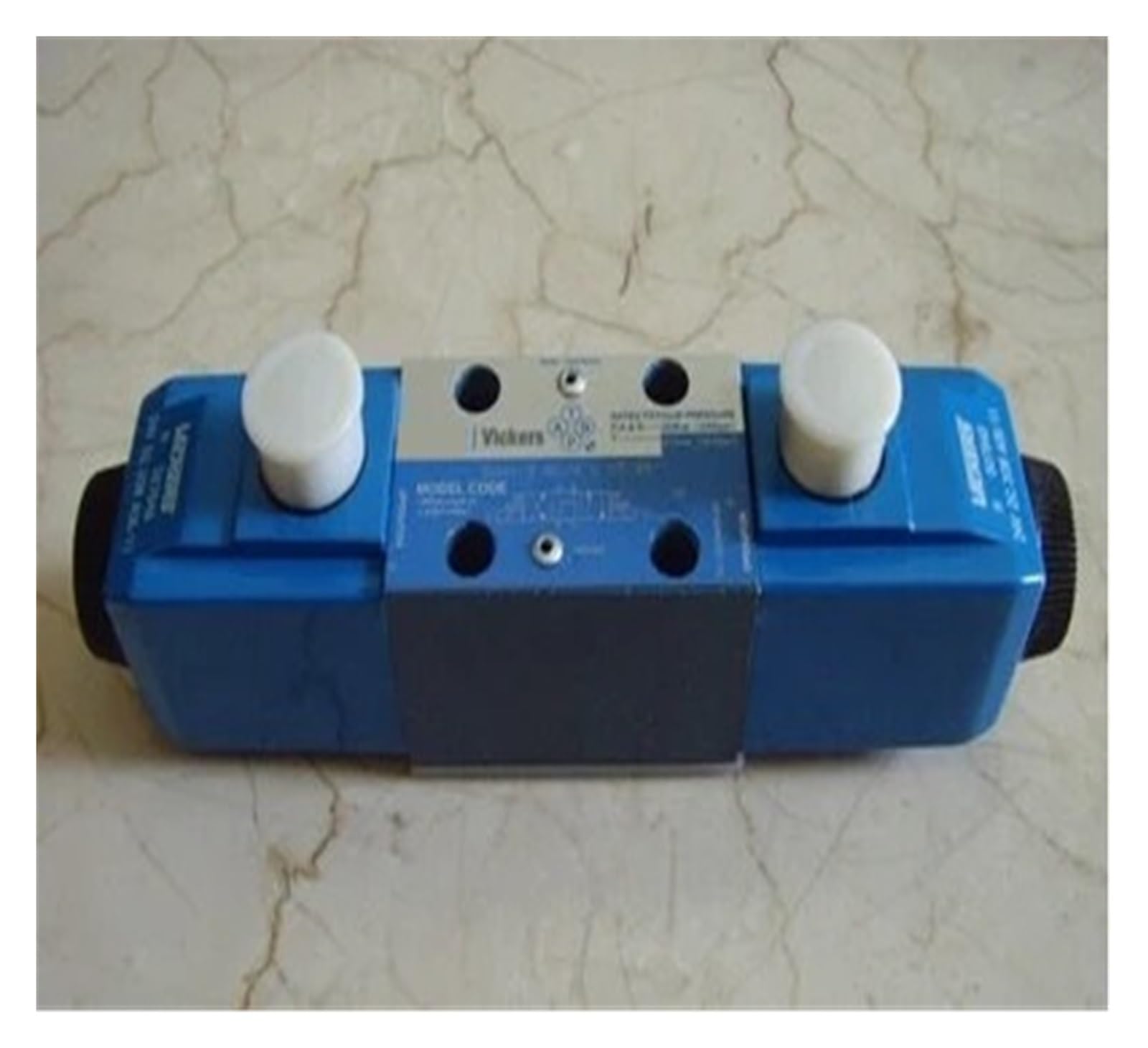 CXFCIHFT Hydraulic Valve DG4V-3-2C-M-U-H7-60 Solenoid Magnetic Valve DG4V32CMUH760