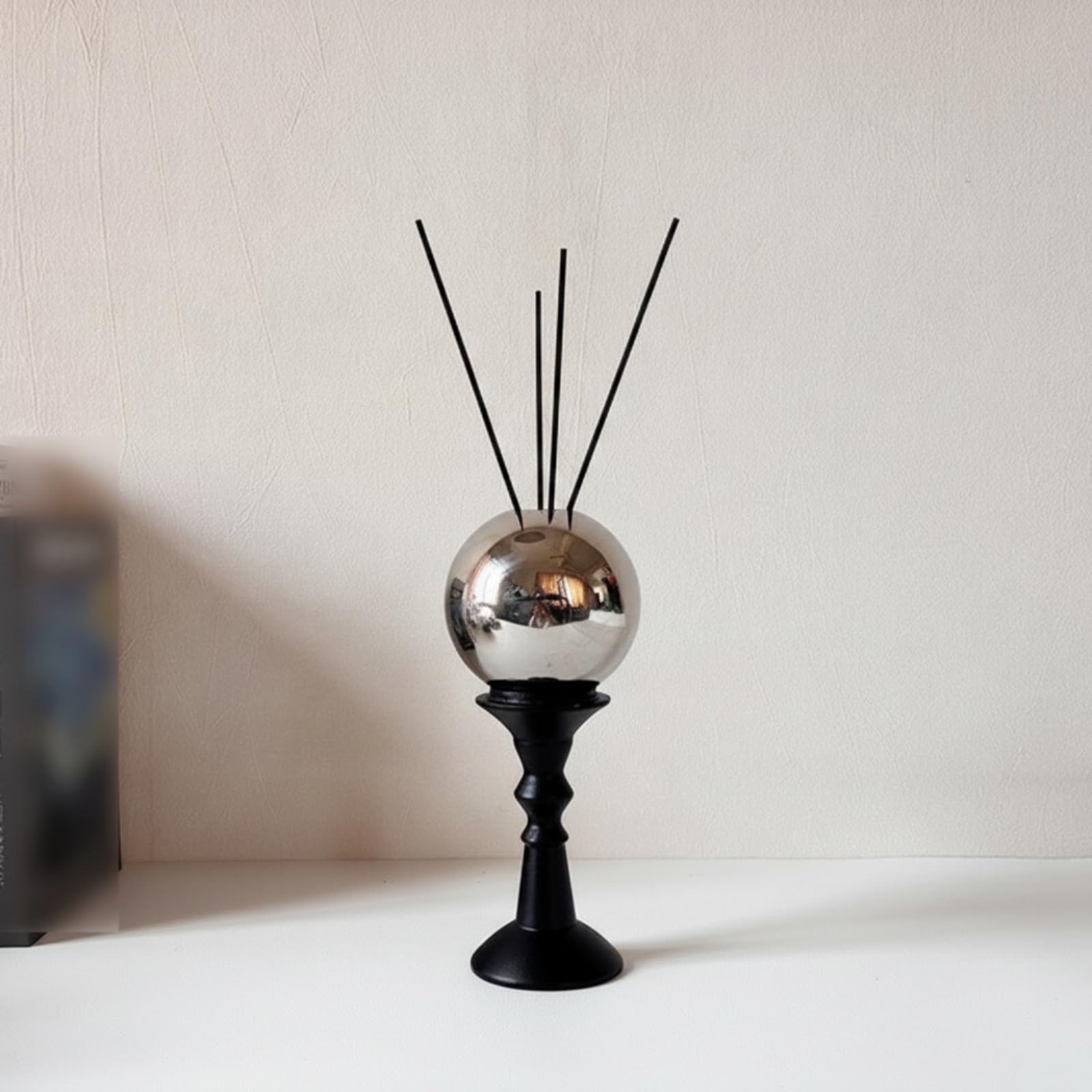 rockible Profumatore Decorativo Bottiglia Diffusore Vaso Profumo Flacone Essenze Contenitore Aroma con Piedistallo Nero in Legno E Resina per Dispersione, Sfera