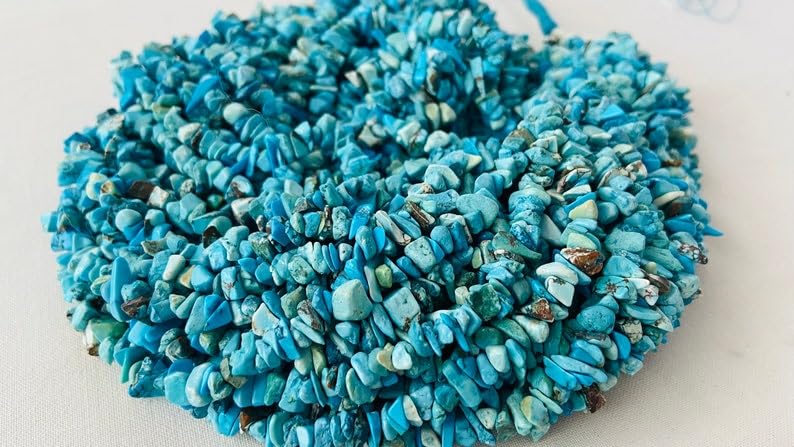 Perles à facettes turquoises naturelles pour un collier bohème chic