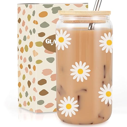 GSPY Daisy Aesthetic Gifts, Iced Coffee Cup, Cute Glass Cups with Lids and Straws - Cute Mugs, Flower Mug, Glass Tumbler - Retro, Christmas, Birthday Gifts for Women, Coffee Lovers, Friend, Girls, Mom - White