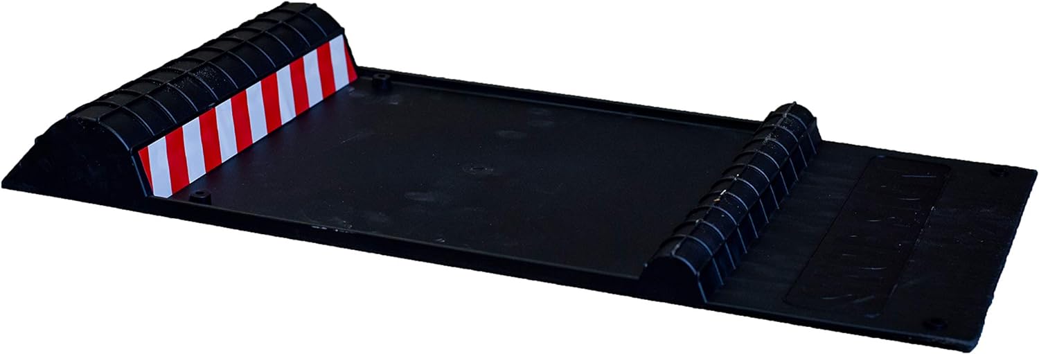 Maxsa 37358 Park Right 21.5" x 11" x 2" Parking Mat, Black, Floor