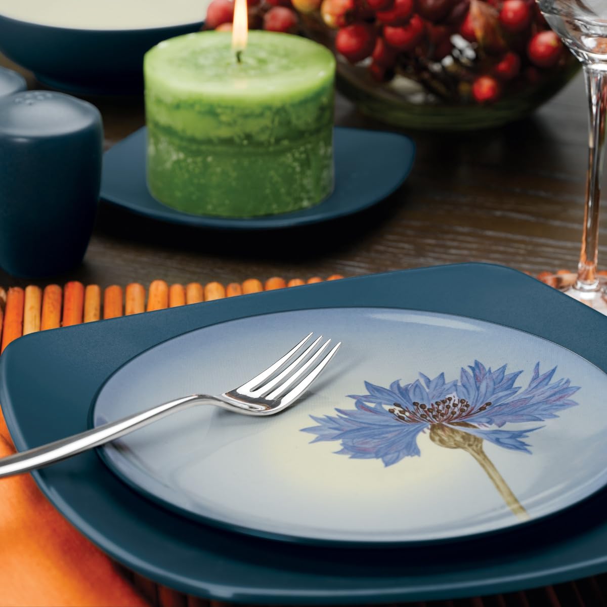 Amazon.com | Noritake Colorwave Blue Set of 4 Floral Accent Plates