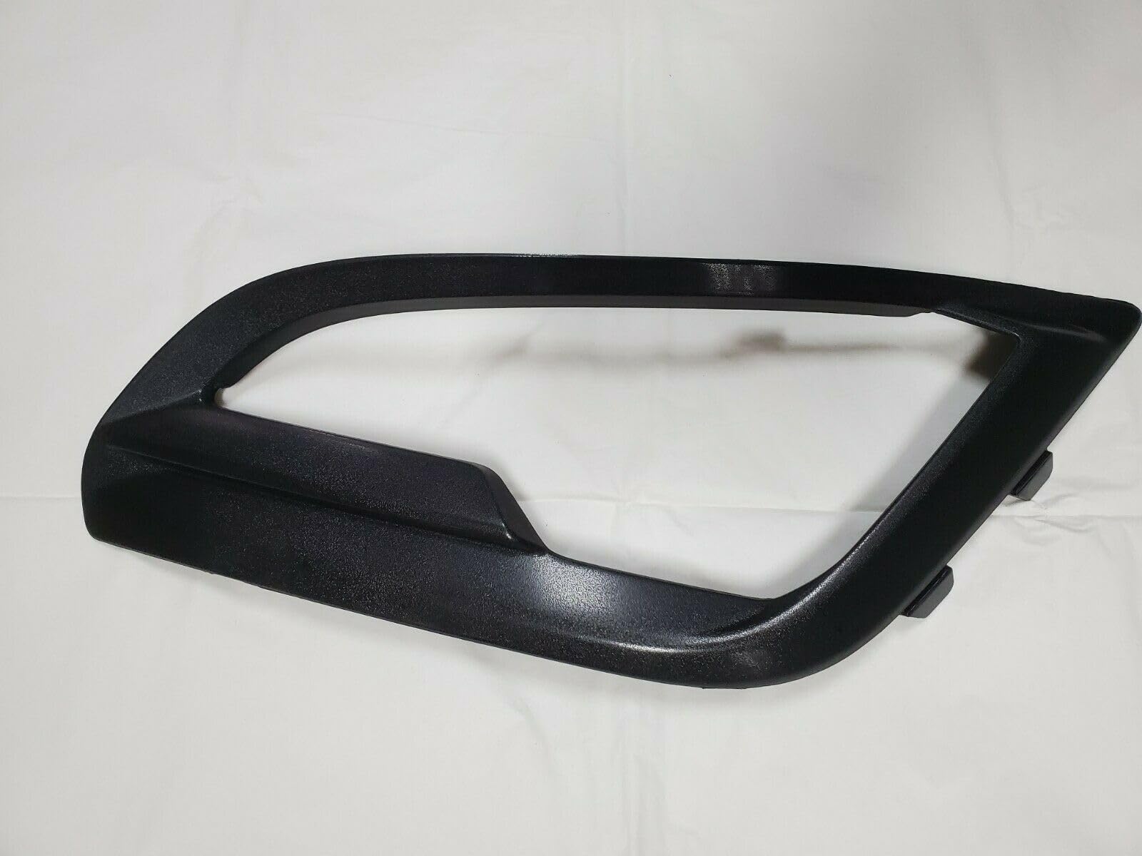 Compatible/Replacement Driver Side Fog Light Bezel For FORD ECOSPORT 2018-2022 (FO1038185)