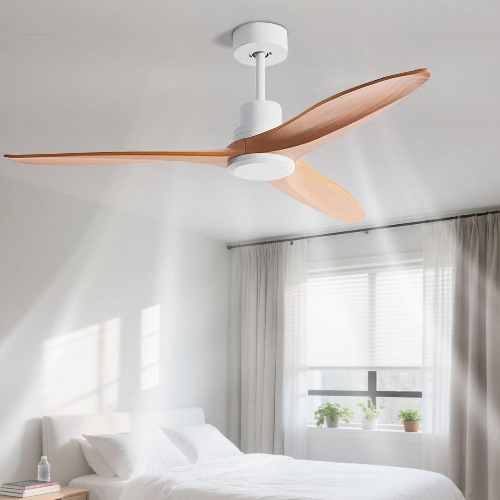 Ventilateur de plafond en bois massif et design épuré 3 pales