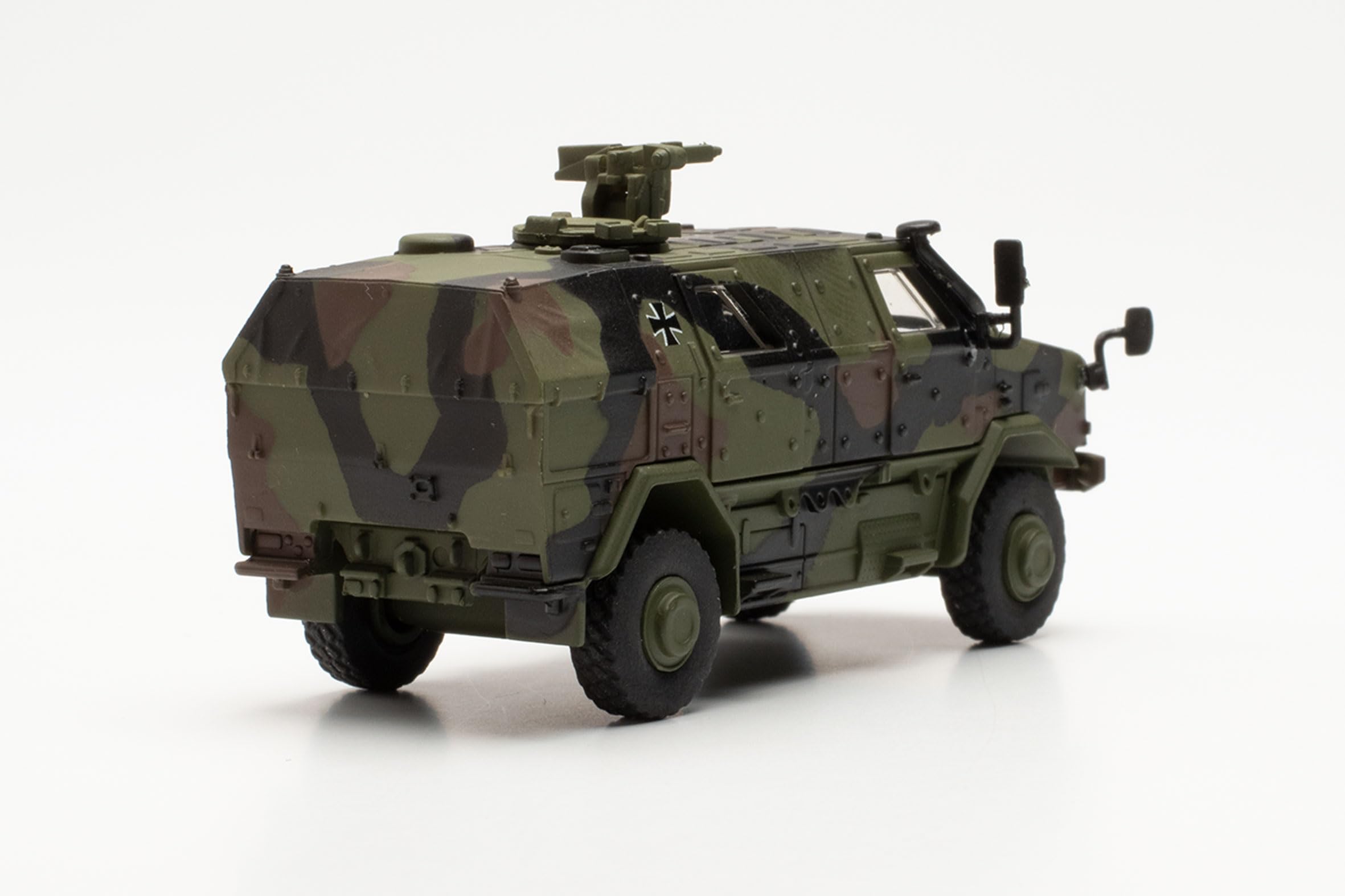 herpa Modèle Militaire véhicule de Transport Tout-Protection (ATF) Dingo avec KMW 1530, décoré, Miniature à l'échelle 1:87, Objet de Collection, fabriqué en Allemagne, Plastique, Vert