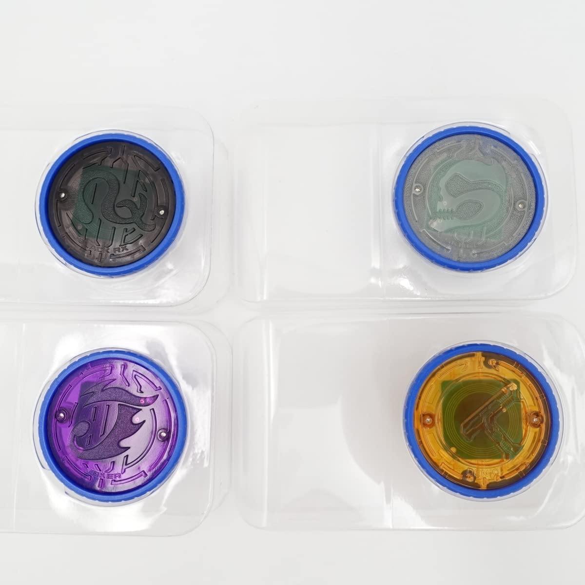 バンダイ オーメダル4 ・２　全12種 12箱入り＋バラ２２個 Amazon.co.jp: ガシャポン 仮面ライダーオーズ オーメダル4 レア