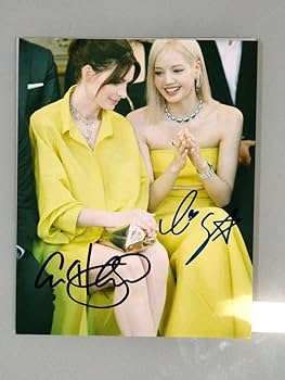 リサとアン・ハサウェイ直筆サイン入り超大型写真… Amazon.co.jp: リサとアンハサウェイ直筆サイン入り写真