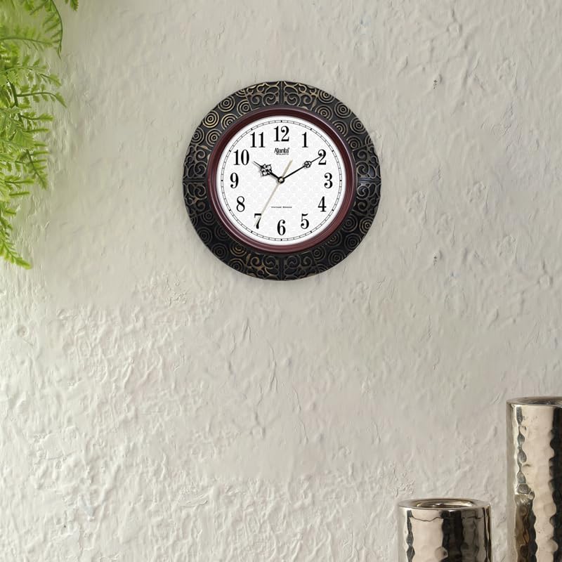 Image of Ajanta Quartz Plastic Vintage Wall Clock (Oak Wood, 406 X 406 X 61 Mm), Analog, Brown