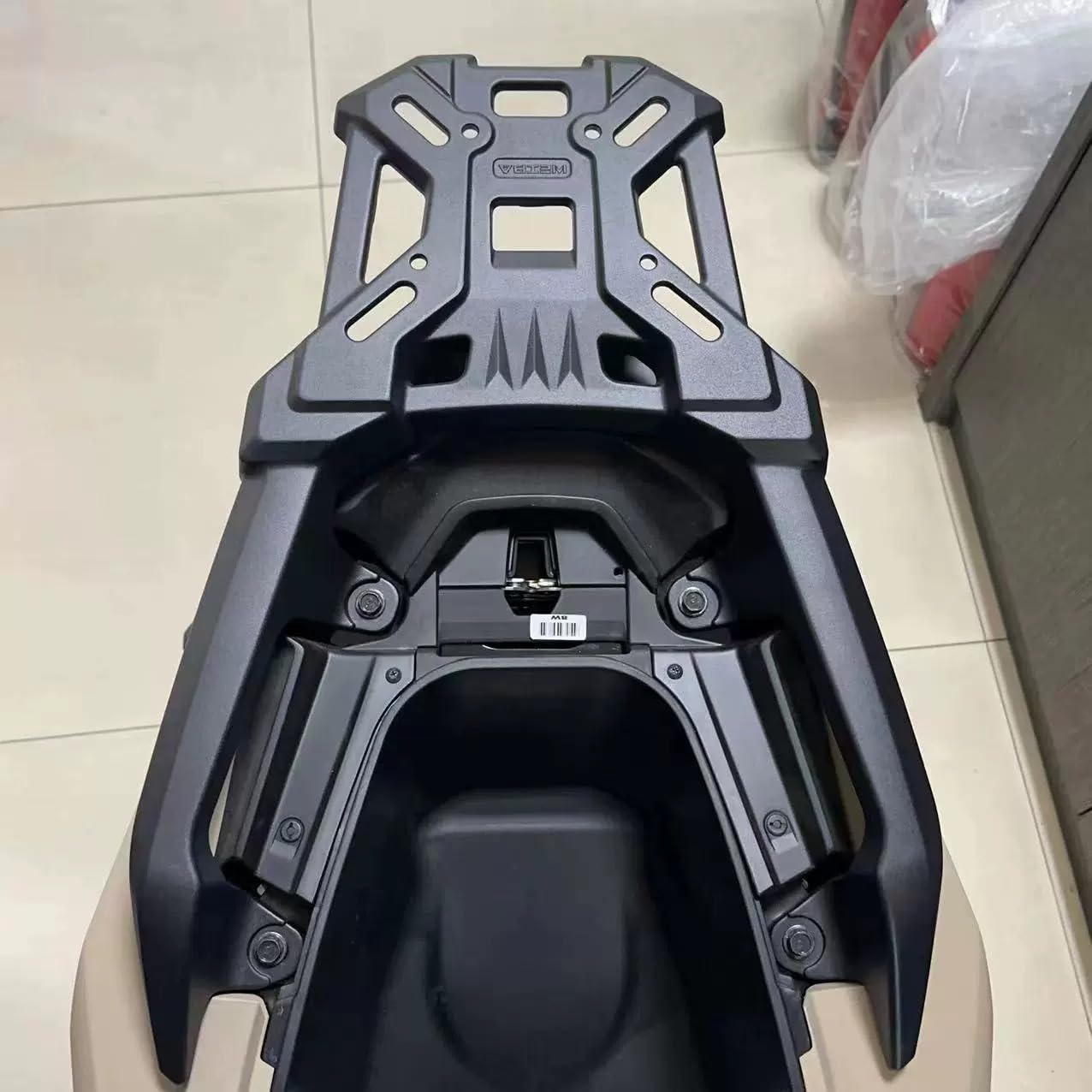 Amazon | 【ADV160専用】リアキャリア 一体型 アルミ製 積載ラック 