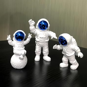 3 Pcs Figurine Astronaut Statue Spaceman Decor, Desktop Cute Mini Space Figure Ornament Blue and White Decor for Room Cake Topper