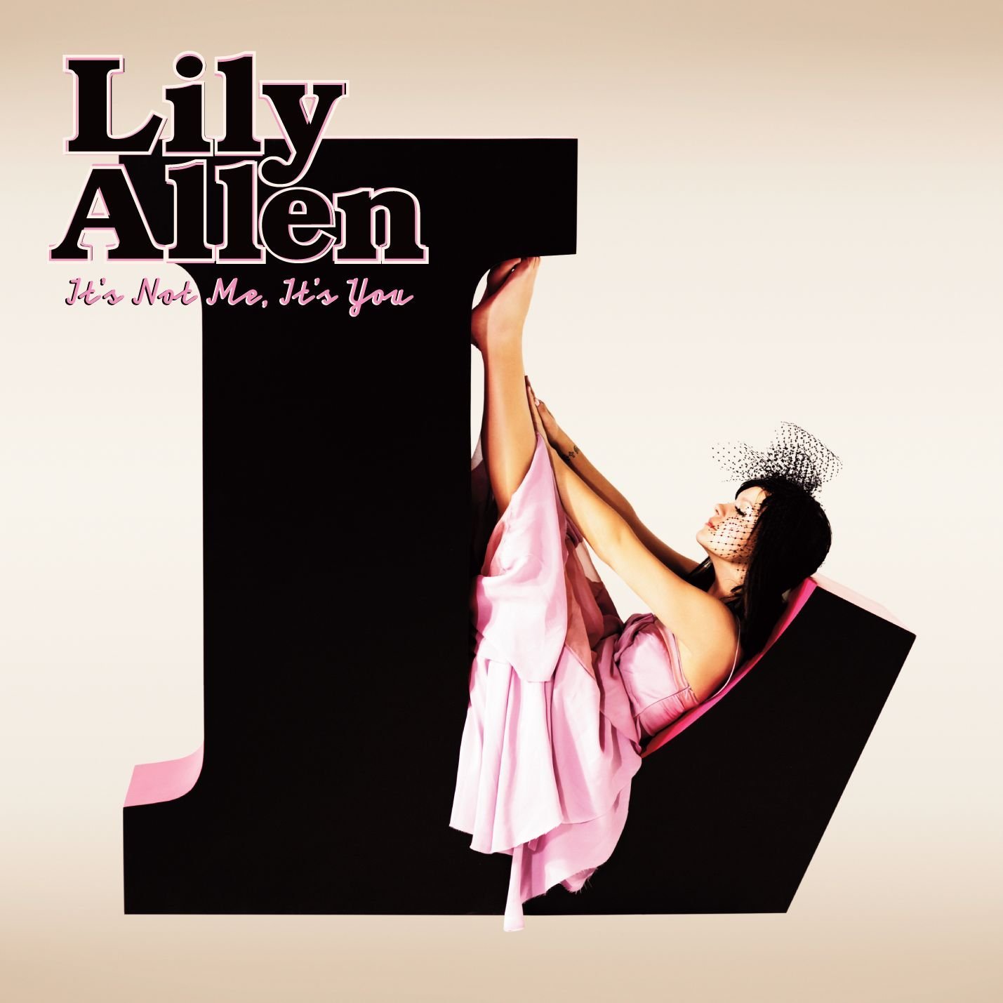 ⭐︎人気盤⭐︎ Lily Allen / It's Not Me, It's You 61QhTVshqmL.jpg