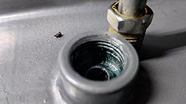 Review Image by The outlet doesn't have any threads, only about three.alsothere was no gasket for the sending. Unit. The outlet doesn't have any threads, only about three.alsothere was no gasket for the sending. Unit.