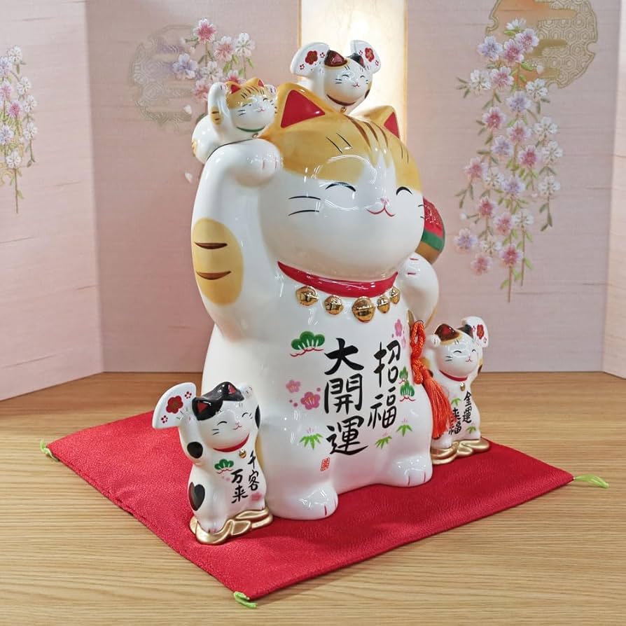 大正時代　手塗り色絵　可愛い招き猫　招福　縁起物　陶器　置物　25センチ 大正時代 手塗り色絵 可愛い招き猫 招福 縁起物 陶器 置物 25センチ