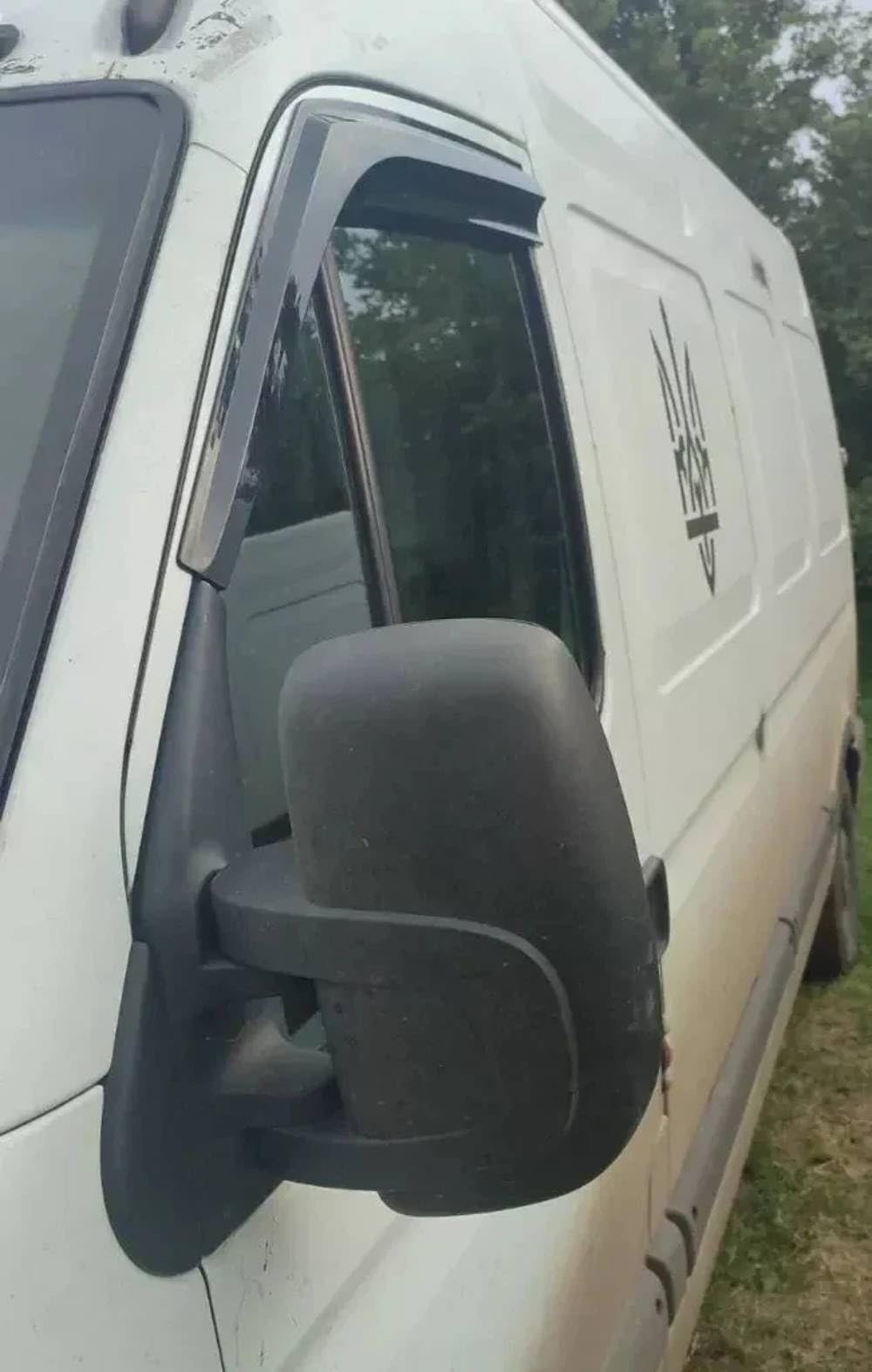 Windabweiser Luftabweiser Regenabweiser Seitenfensterabweiser Kompatibel mit Renault Master 1998-2009 Autofenster Regenschutz Regenabweiser Anklebbare Deflektoren 2 Stück Externe Passform