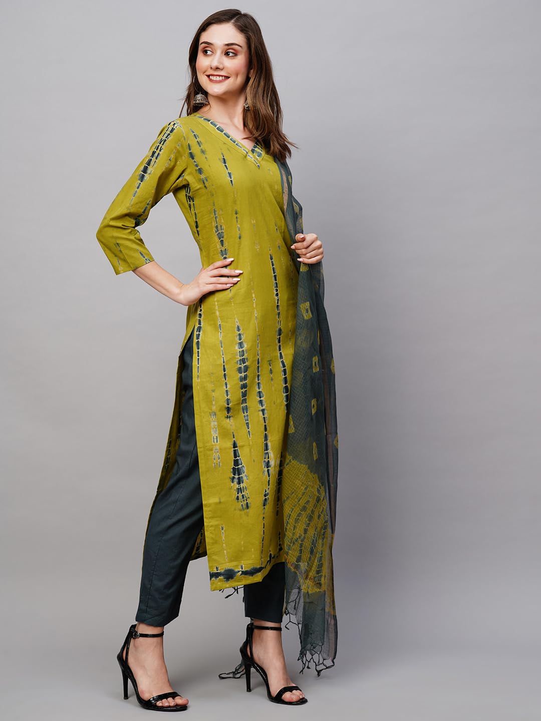 GoSriKi Women's Cotton Blend Straight Printed Kurta with Pant & Dupatta (Bhumi Green-GS_M_Green_Medium) 2