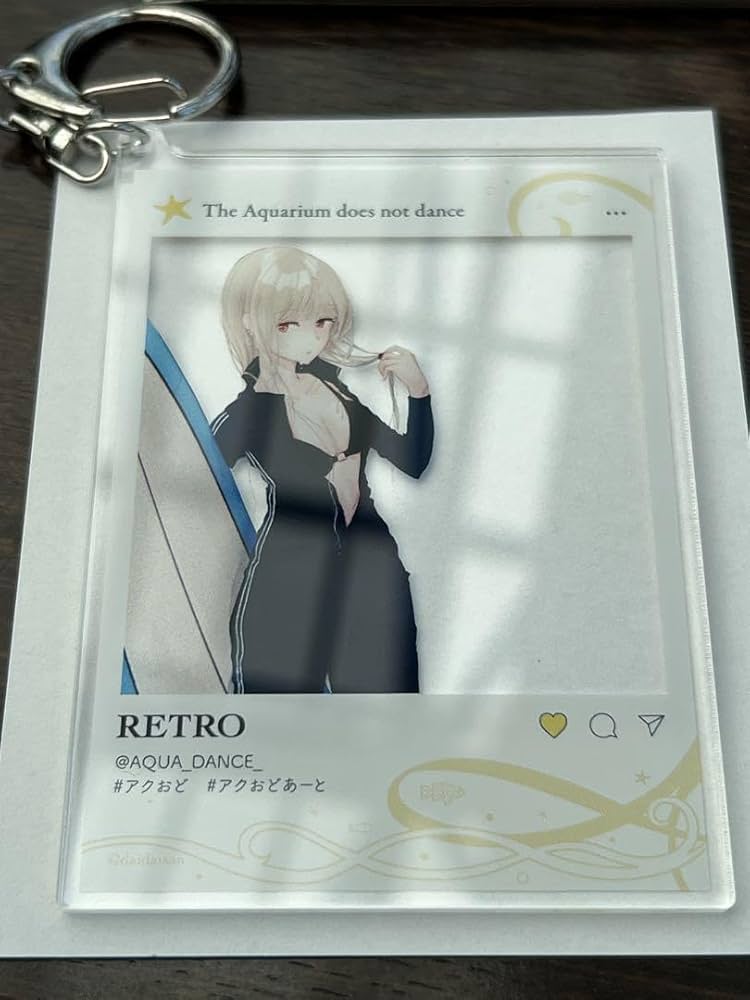 アクアリウムは踊らない○アクリルキーホルダー アクアリウムは踊らない】アクリルキーホルダーとラウンド