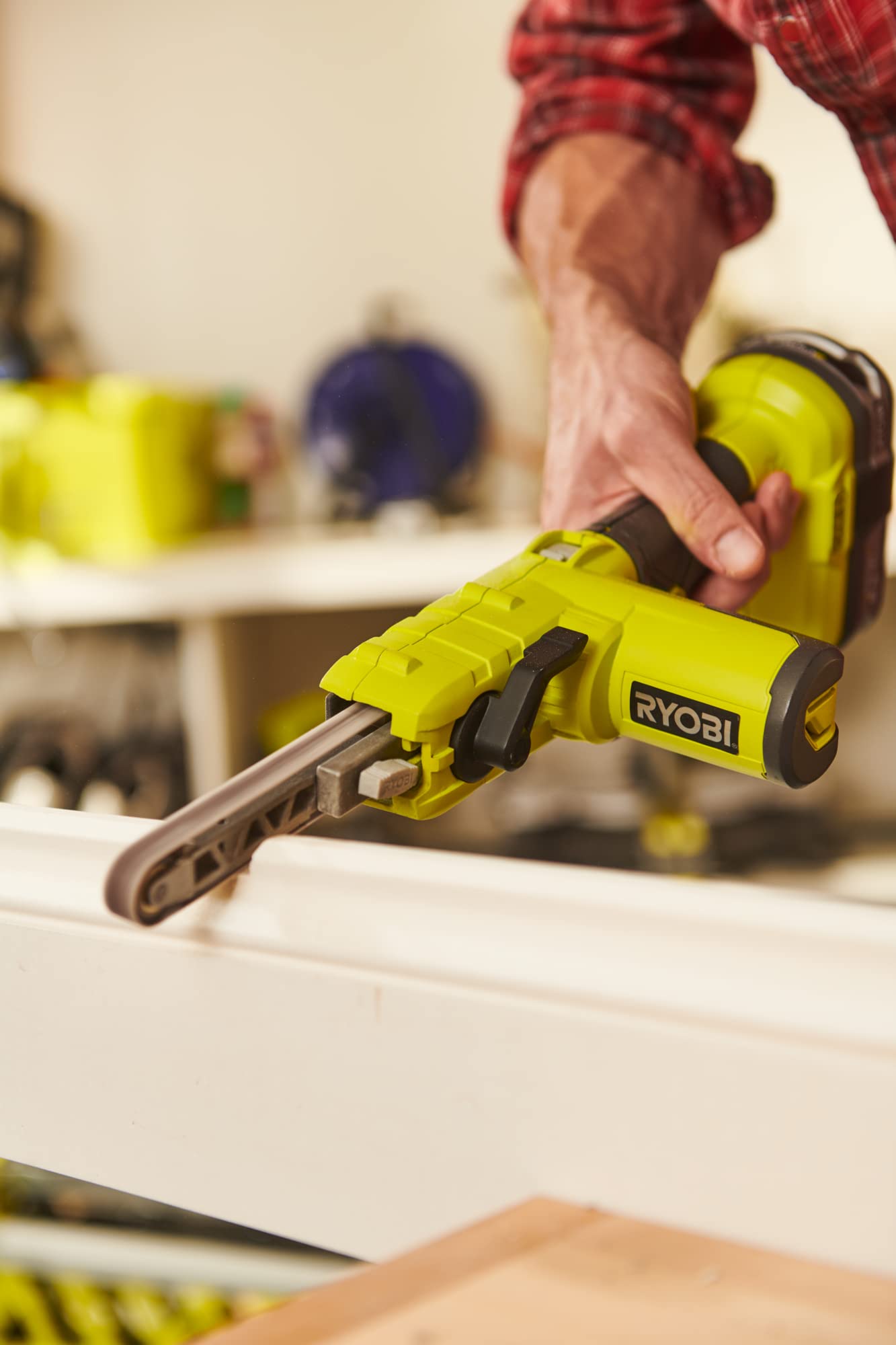 RYOBI - Lime 18V ONE - Vitesse Bande 260-630 m/min, Dim, 13x457mm - pour Poncer Bois, Carreaux, Métaux et Aiguiser - (Batterie et Chargeur non Inclus) - avec 6 Bandes abrasives