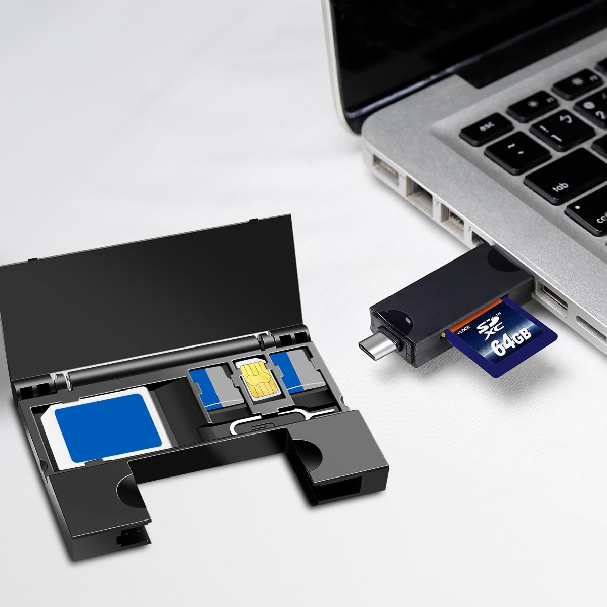 Czytnik kart USB 3.2 (Gen1) do kart SD i microSD, z pamięcią kart, USB-A i USB-C