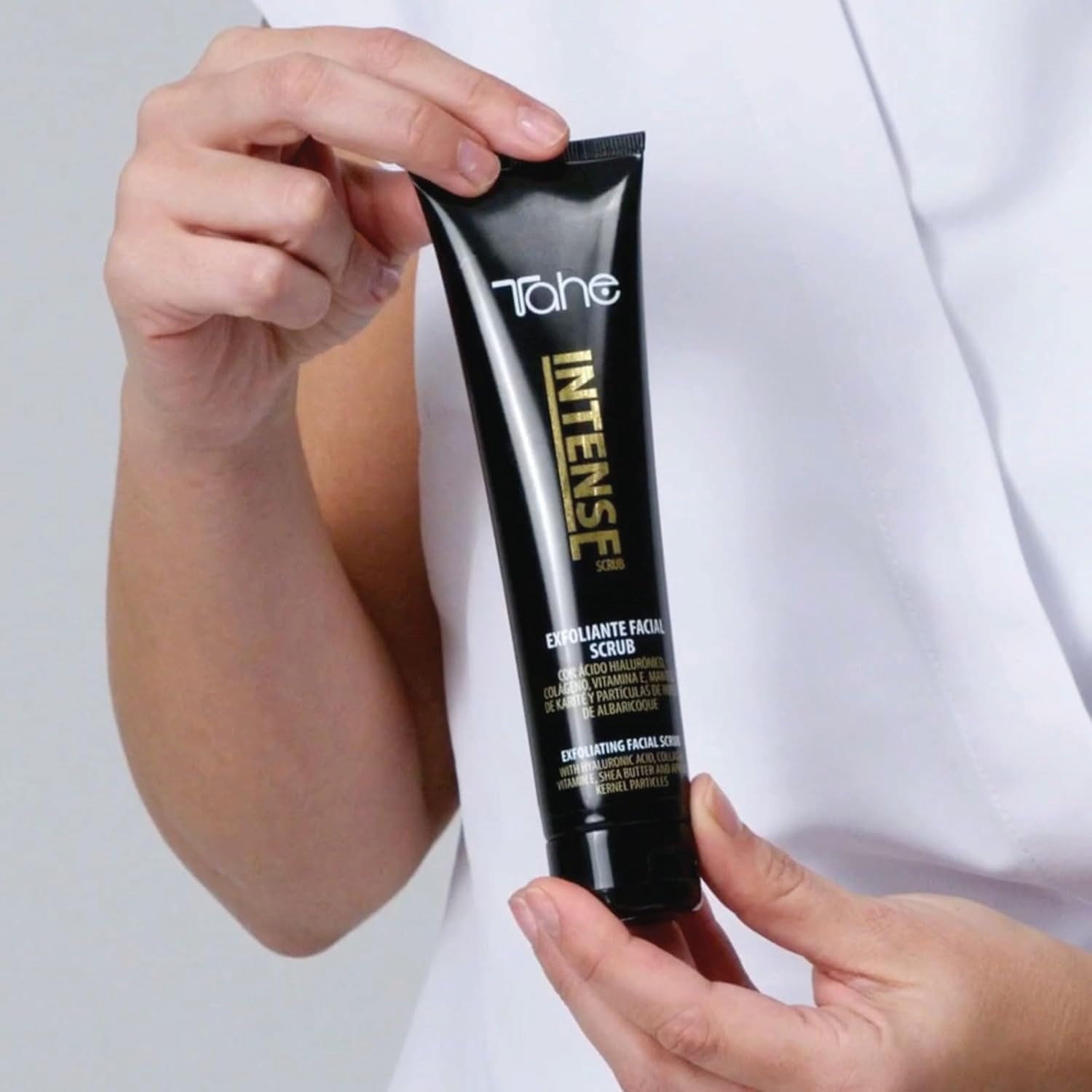 Tahe Intense Facial Scrub Exfoliant with Hyaluronic Acid, Collagen, and Vitamin E, 100 ml.