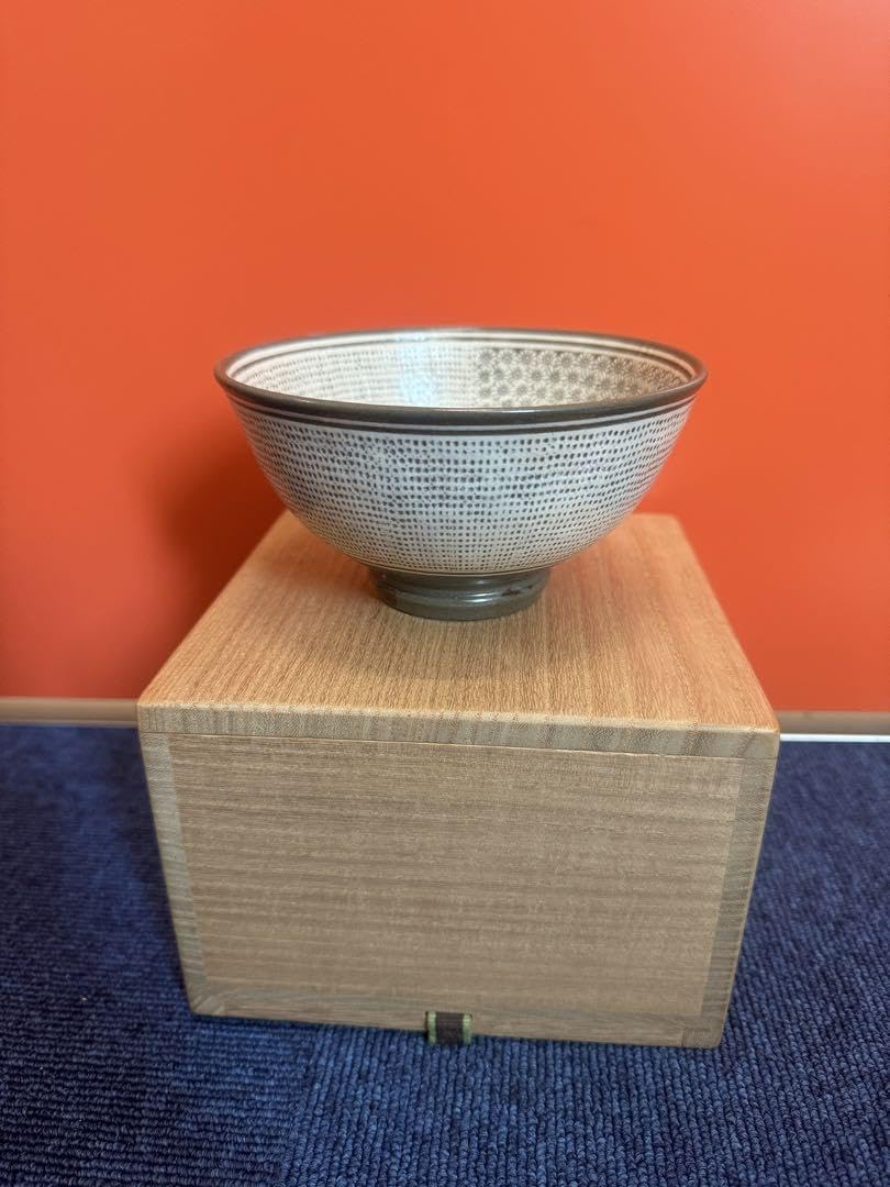 1874 高麗焼　黄章洙作　花三鳥暦手文　茶碗　時代物 Amazon.co.jp: 1874 高麗焼 黄章洙作 花三鳥暦手文 茶碗 時代物 : おもちゃ