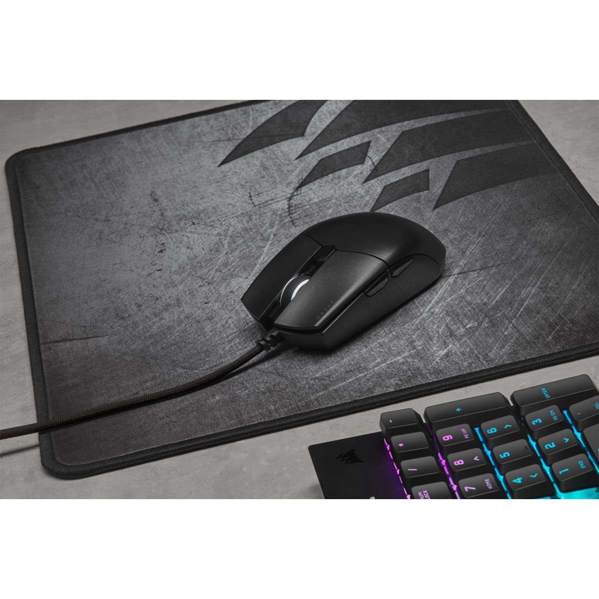 Corsair KATAR PRO XT Mouse Gaming Leggero, Forma Simmetrica, Per Una presa Claw oppure Finger, Pulsanti con Tecnologia Corsair QUICKSTRIKE, Sensore Ottico da 18.000 DPI, Nero