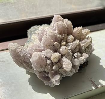 Amazon.co.jp: 尾小屋鉱山 水晶 クラスター 紫水晶 : ファッション