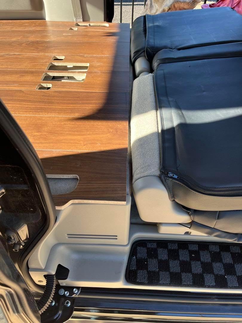 クリッパーリオ　ＮＶ100 ＤＲ17W リア用フローリングキット クリッパーリオ NV100 DR17W リア用フローリングキット クリッパー